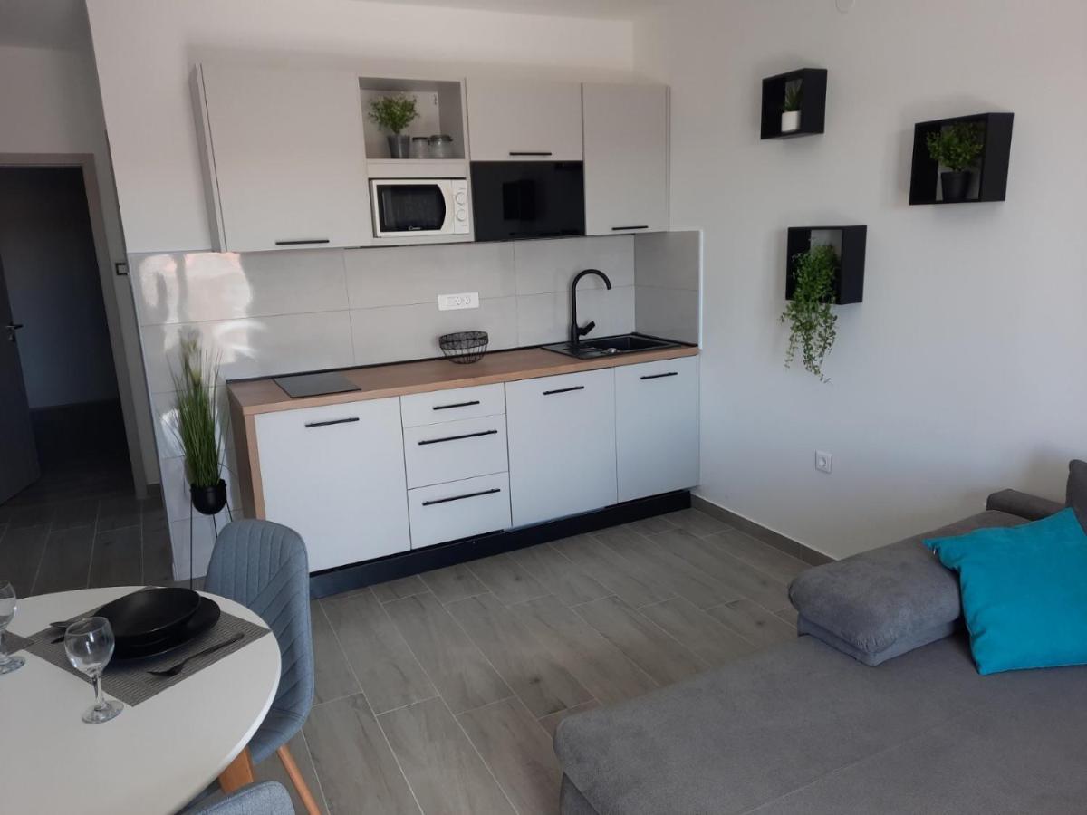 Apartmani Gabrijel Novi Vinodolski Exterior photo